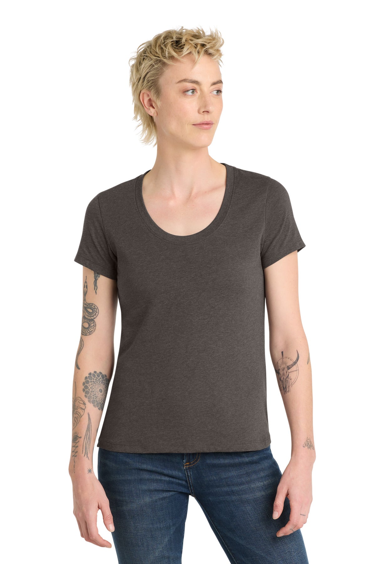 Custom logo District ® Women's Flex Scoop Neck Tee DT7501 in Heathered Charcoal