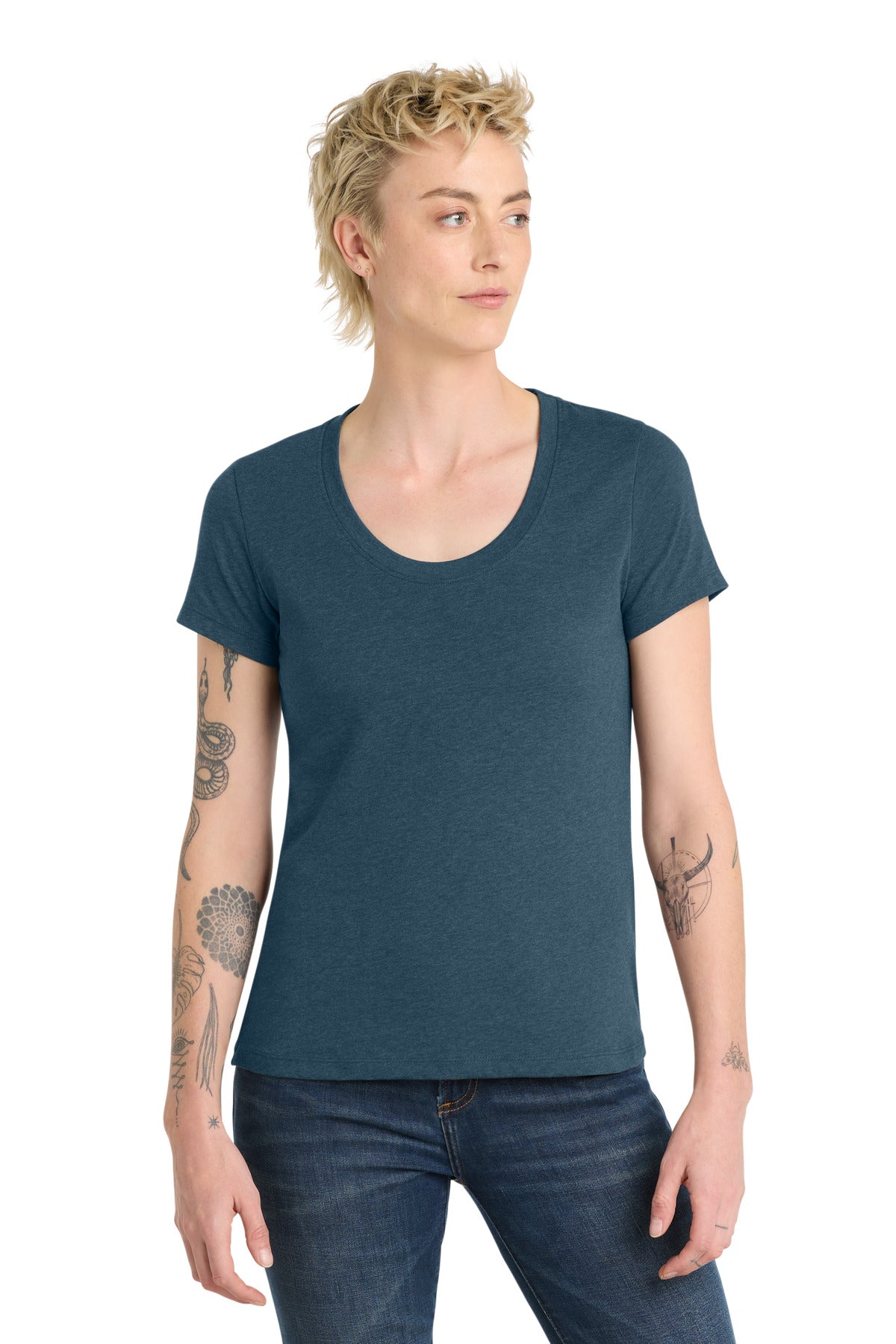 Custom logo District ® Women's Flex Scoop Neck Tee DT7501 in Heathered Neptune Blue